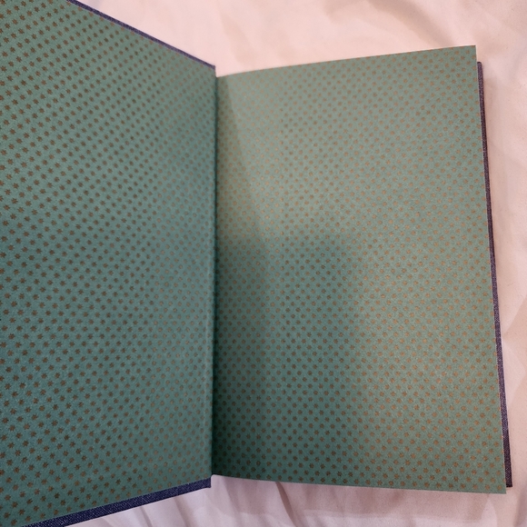 Fantastic Beasts and Where to Find Them book - Picture 9 of 15